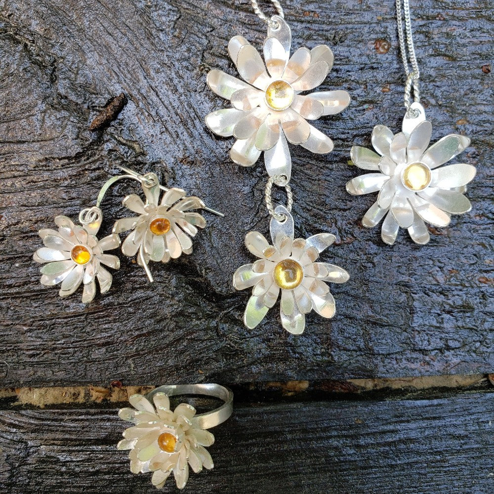Gerbera 2-flower sterling daisy pendant
